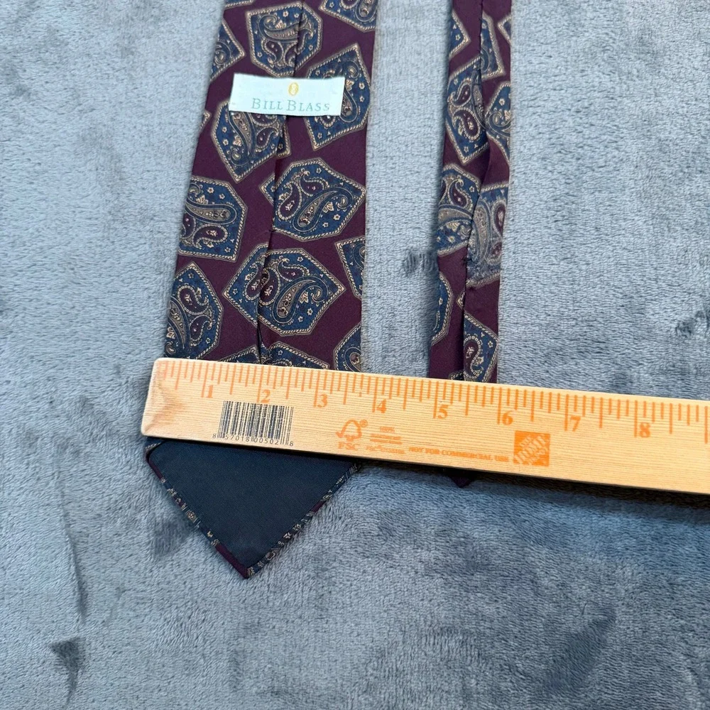 bill blass item excellent